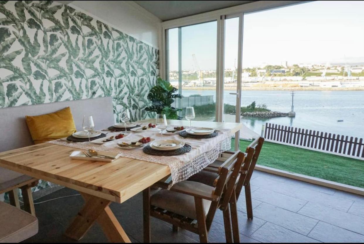 Grana Beach Ferrol ア・コルーニャ エクステリア 写真